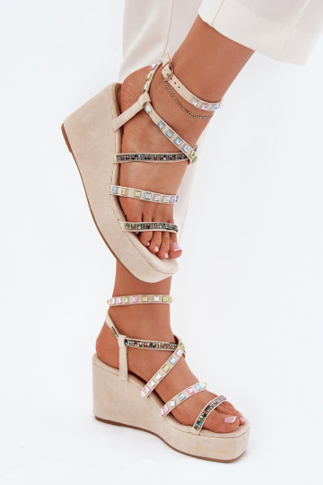 Sandalias de mujer con plataforma y decoración en los tirantes color arena Lunara 2
