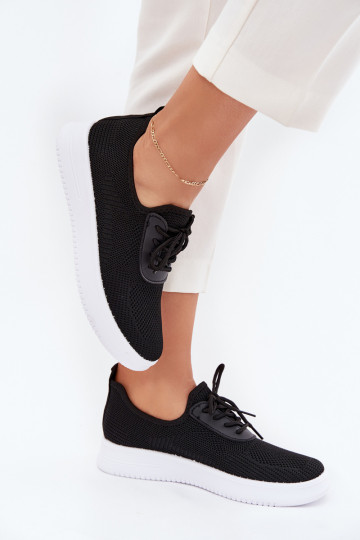  Un modelo convincente zapatillas con una plataforma Femenino de color negro Kalyra