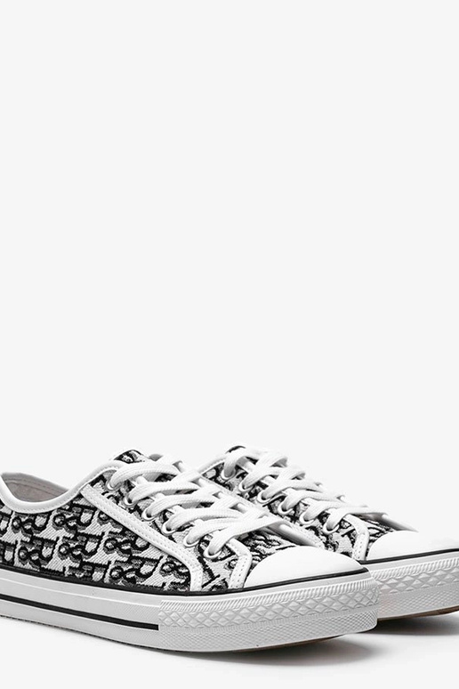 Zapatos de mujer en blanco y negro,... Zapatos de mujer en blanco y negro,...