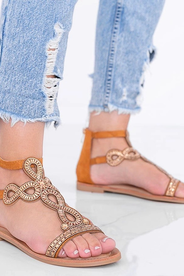 Sandalias marrón claro decorados con cristales de zirconio, "Cersi"