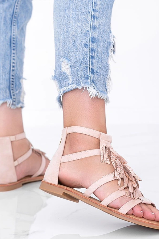 Sandalias color arena con flecos,... Sandalias color arena con flecos,...