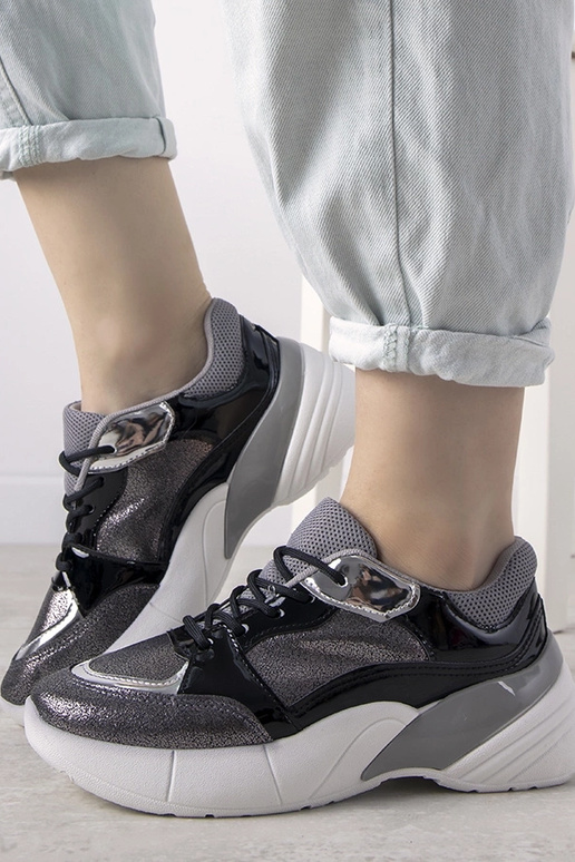 Zapatillas negras de suela alta Rude