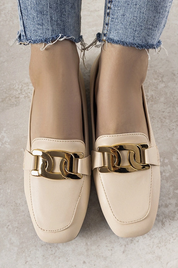Mocasines beige con adorno dorado Hashtag 2