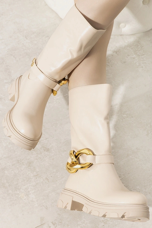 Botines beige aislantes con cadena...