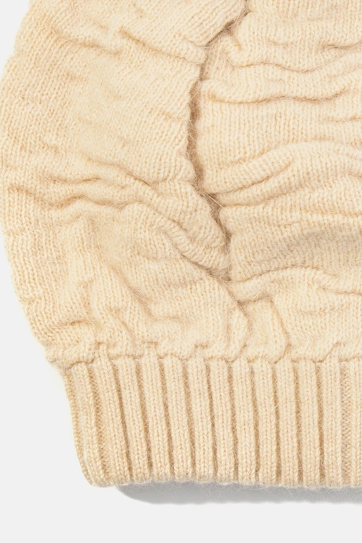 Gorro de mujer beige con pompón Isis