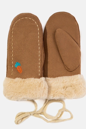 Guantes infantiles de color marrón zanahoria