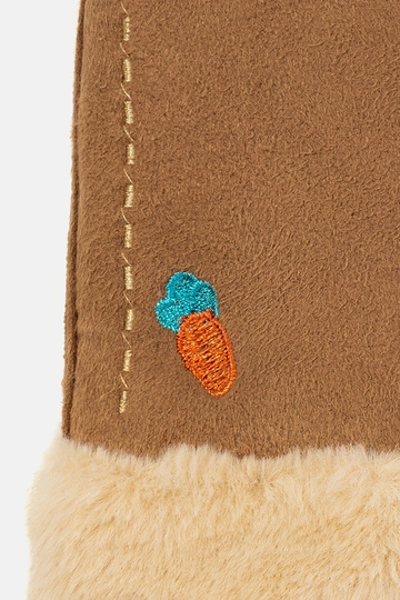 Guantes infantiles de color marrón zanahoria 2