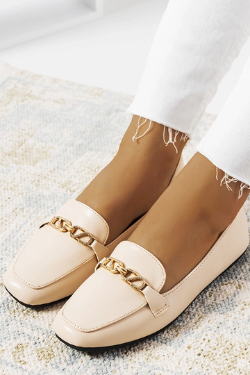 Mocasines de punta cuadrada Milder en color beige