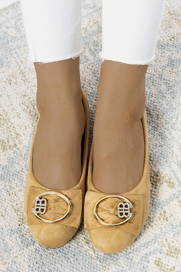Bailarinas con hebilla Ribero en color beige 2