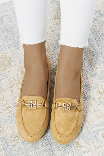 Mocasines con hebilla Cardoso en color beige 2