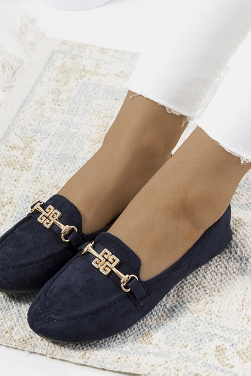 Mocasines negros oscuros... 2