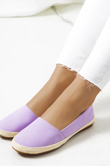Alpargatas moradas para...