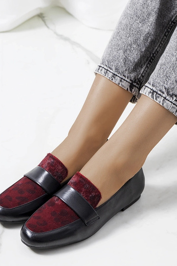Zapatos de mujer Kolk negros y burdeos 2