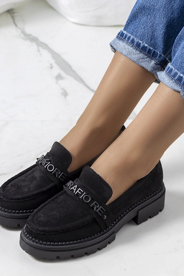 Mocasines negros con suela... 2