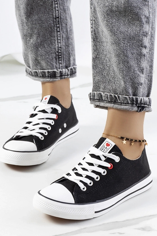 Zapatillas clásicas negras para mujer...