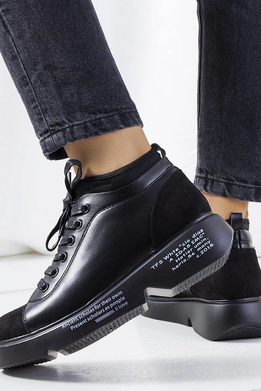 Zapatillas negras de suela alta Ambly