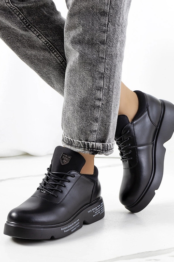 Zapatillas deportivas...