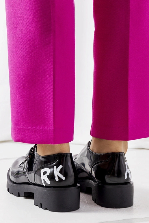 Zapatos de lentes negras