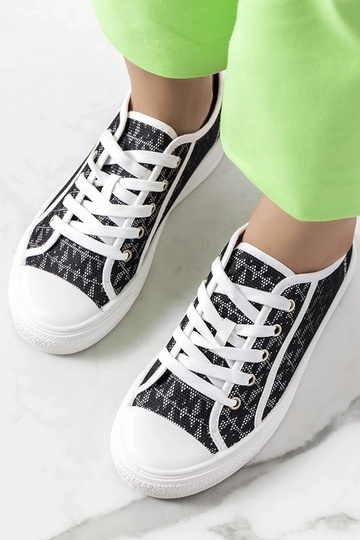 Zapatillas Chelms negras 2