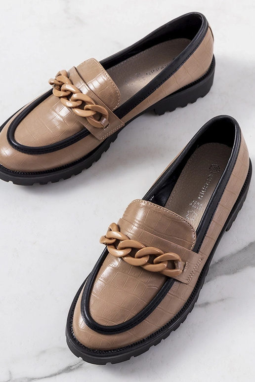 Botines marrones con cadena...