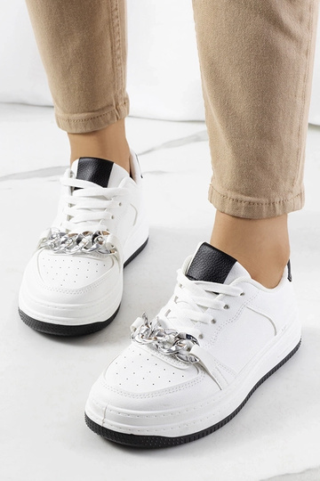 Zapatillas blancas con cadena Maring 2