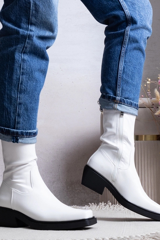 Botas blancas de tacón, "Marisa"