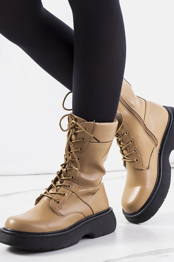 Botines aislantes marrones...