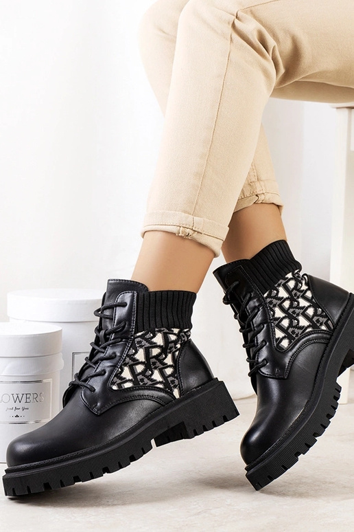 Botines negros con caña elástica Giganti