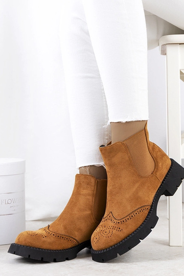 Botines marrones con suela... 2