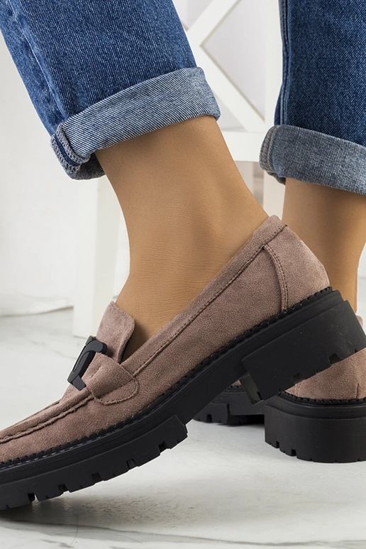 Zapatos marrones de ante sintético... Zapatos marrones de ante sintético...