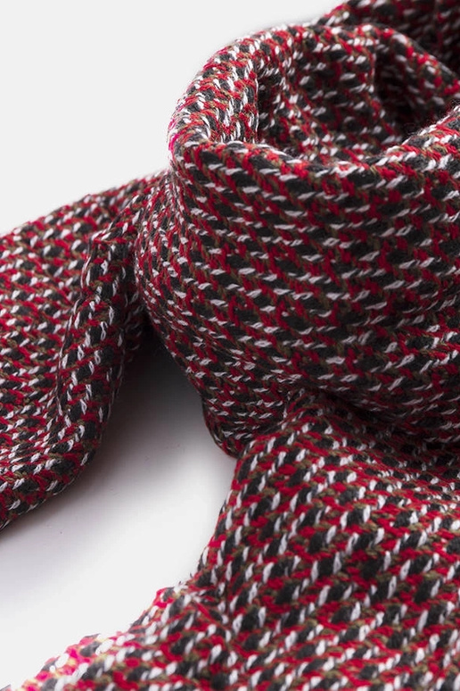 Bufanda roja, "Aria"