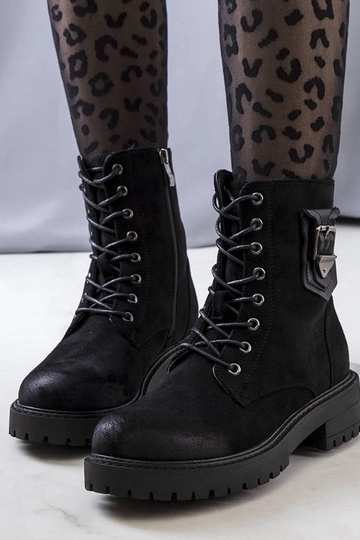 Las botas negras de Judy 2