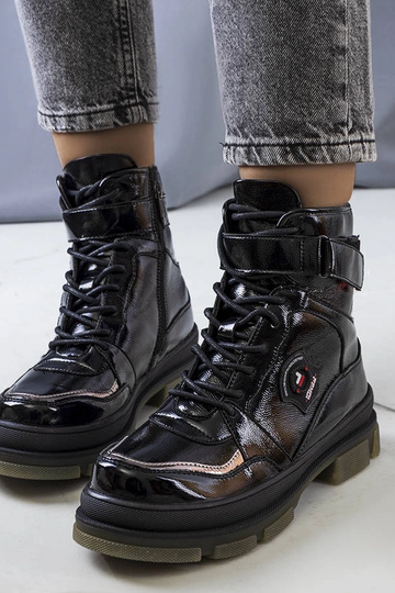 Botas de invierno negras...