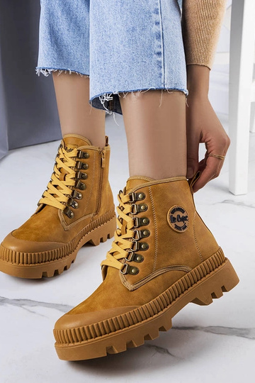 Botas de invierno marrones...