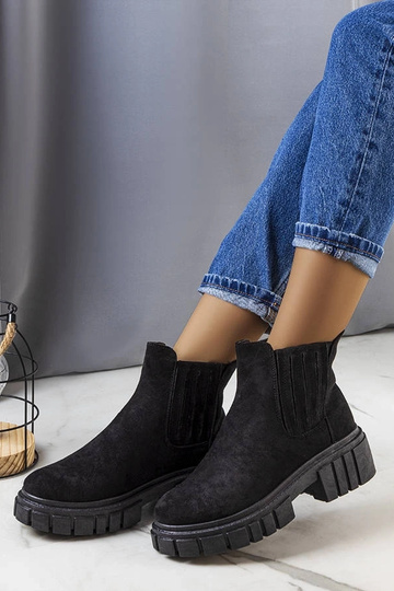 Botines con aislamiento... 2