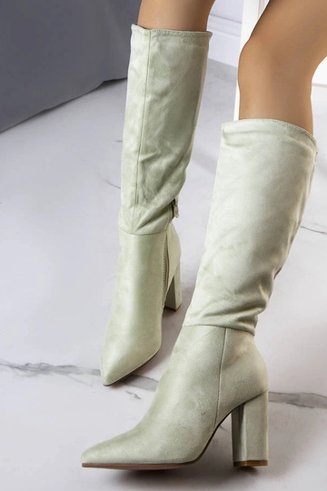Botas verdes aislantes con...