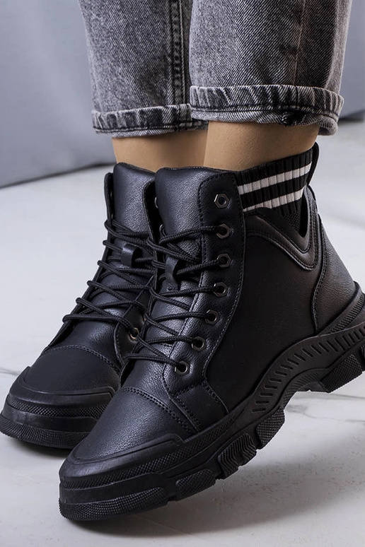 Botas negras con aislamiento de Innes