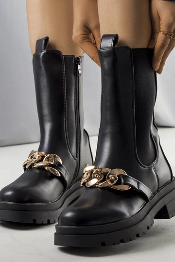 Botines negros aislantes...