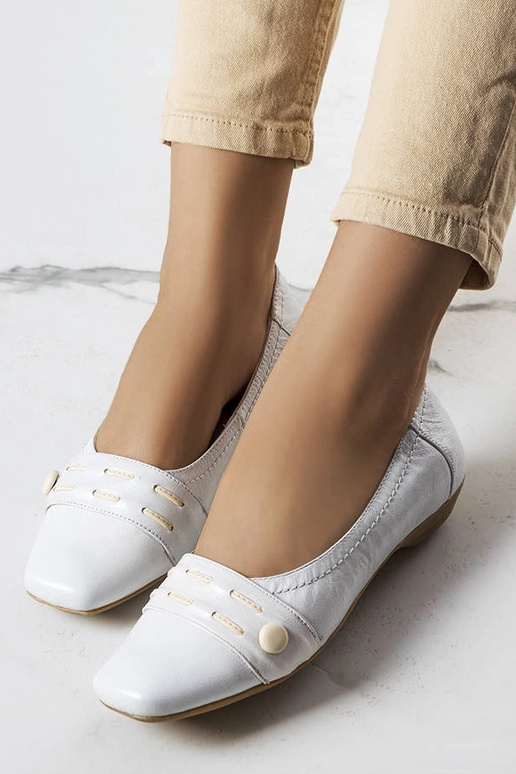 Bailarinas blancas Lioma