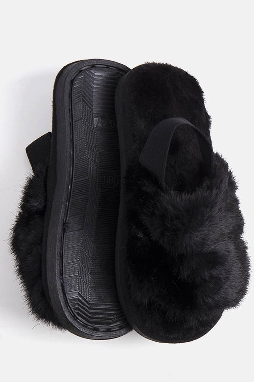 Zapatillas negras elásticas de Leilana