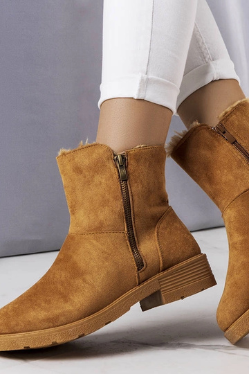 Botas marrones aislantes...