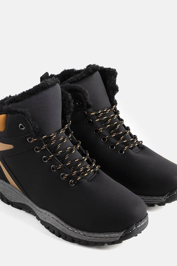 Botas de trekking con aislamiento Terrance de color negro 2