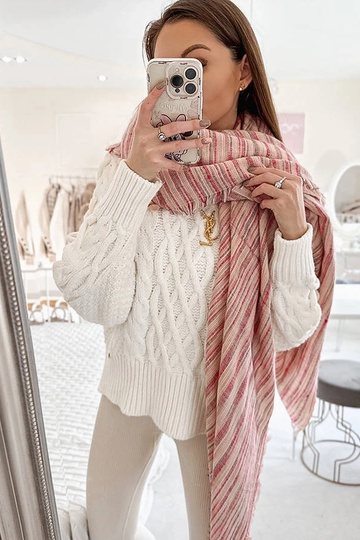 La bufanda rosa de Nyomi 2