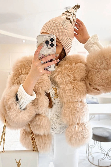 Sombrero rosa de Abner