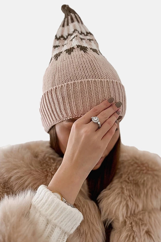 Sombrero rosa de Abner