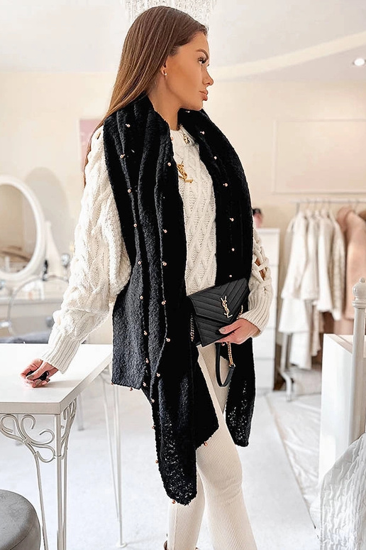 Chal de cuentas negras de Yvonne