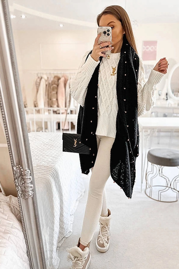 Chal de cuentas negras de... 2