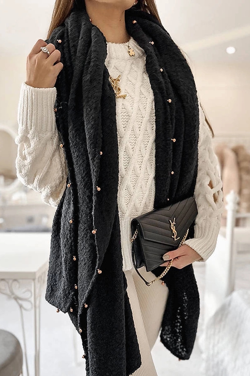 Chal de cuentas negras de Yvonne