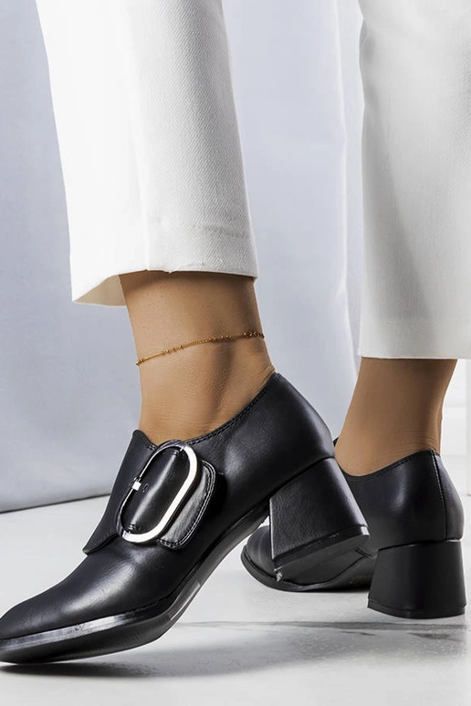 Zapatos de salón negros con tacón Ailani