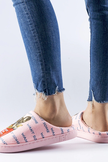 Pantuflas rosas suaves con forma de papas fritas 2